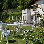 Alpenschloessl Hotel Söll