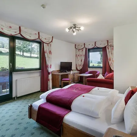Hotell Alpenschloessl 4*