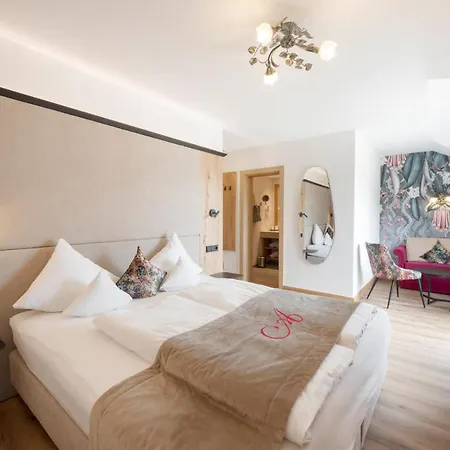 Alpenschlössl 4*